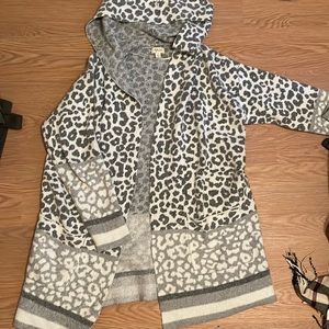 Soft, leopard cardigan, long